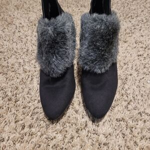 Size 8.5 black grey fur heels